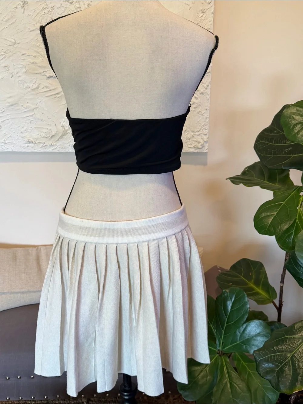 Aerie Pleated Sweater Knit Mini Skirt Beige Wool Blend Sz Large NWT